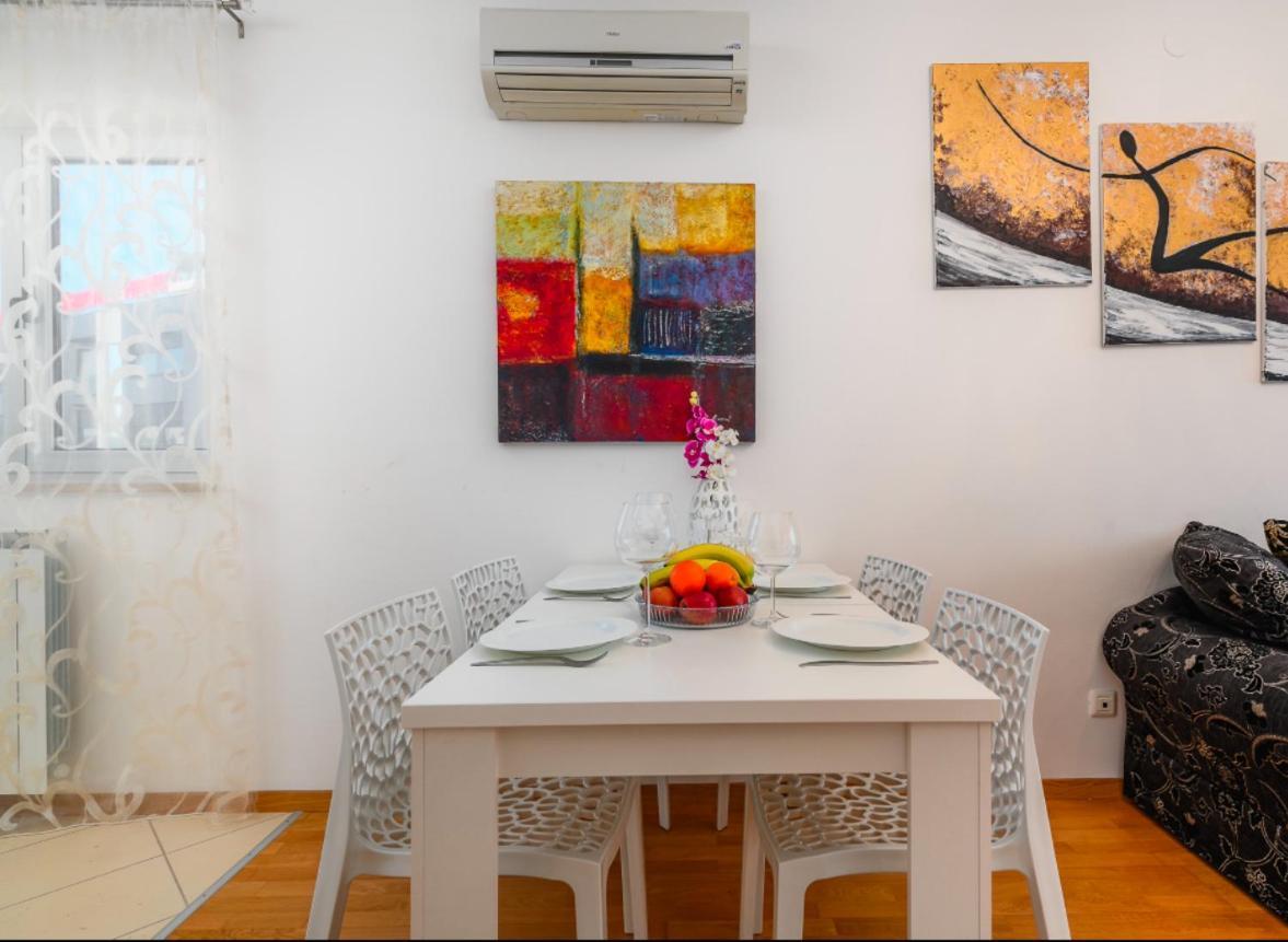 Aureo Apartment Pula Center Dış mekan fotoğraf