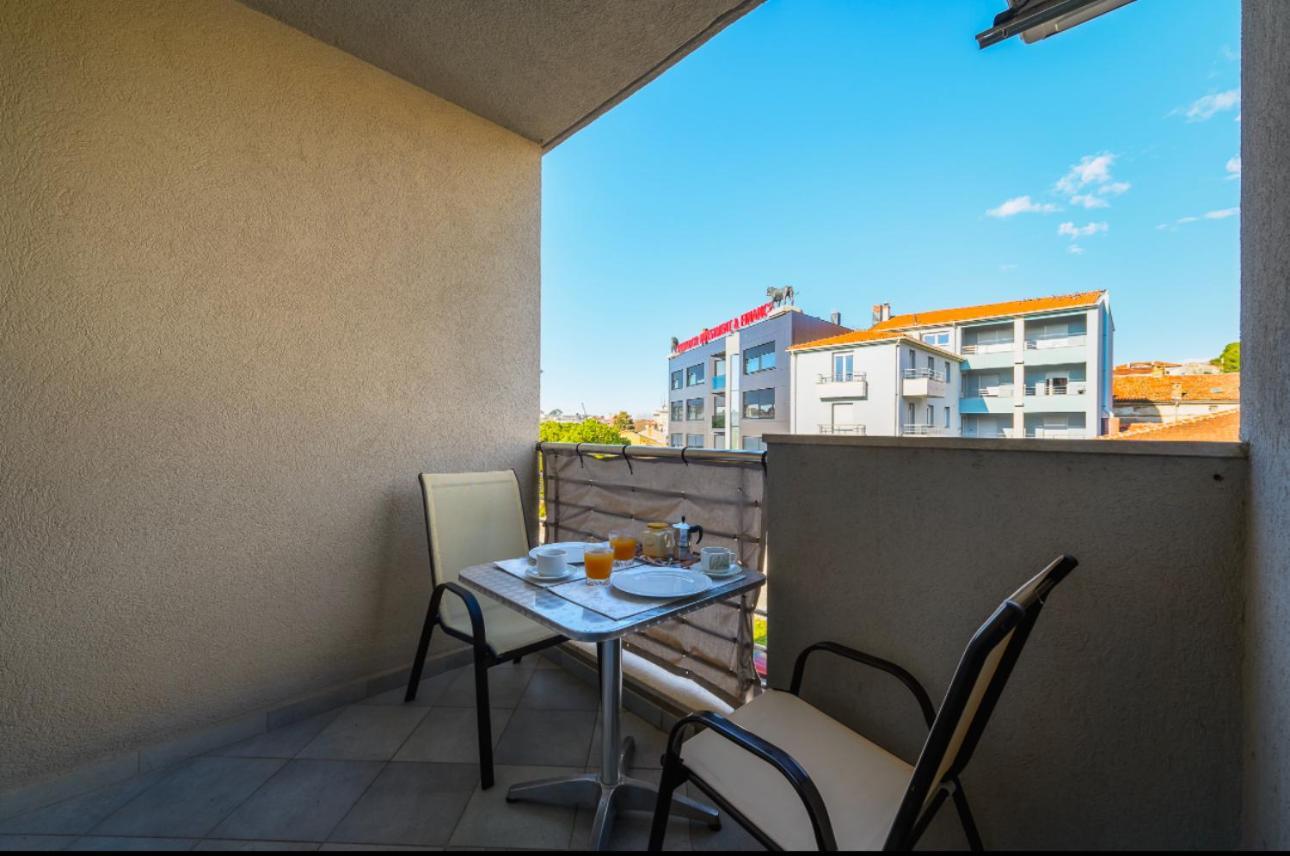 Aureo Apartment Pula Center Dış mekan fotoğraf
