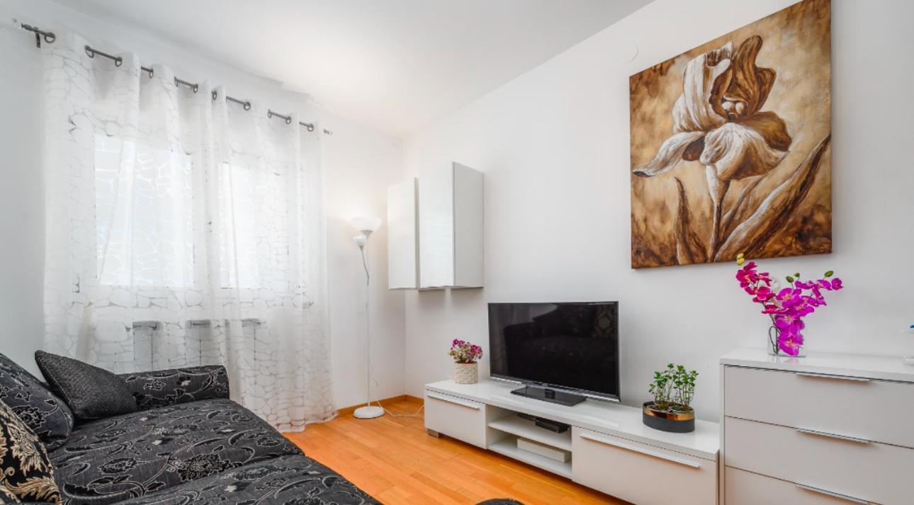 Aureo Apartment Pula Center Dış mekan fotoğraf