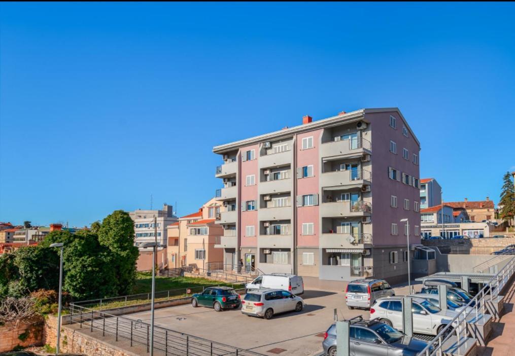 Aureo Apartment Pula Center Dış mekan fotoğraf